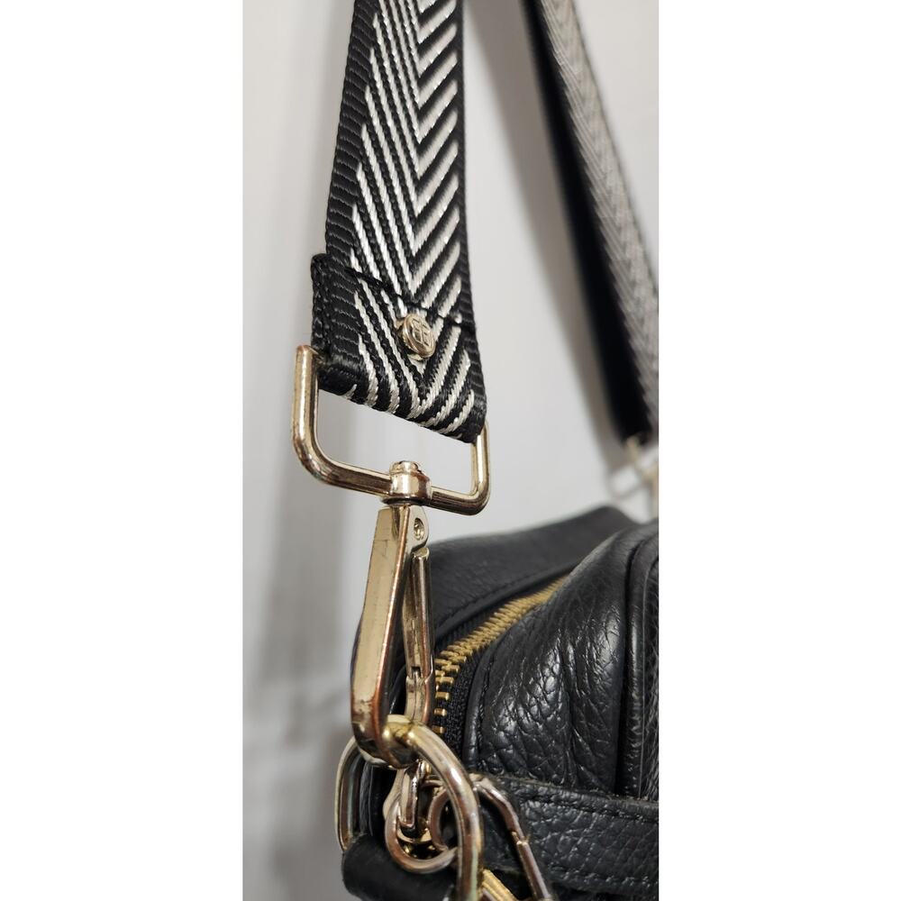 Elie Beaumont Leather Made In Italy Tassel Crossbody Black - Picture 4 of 9